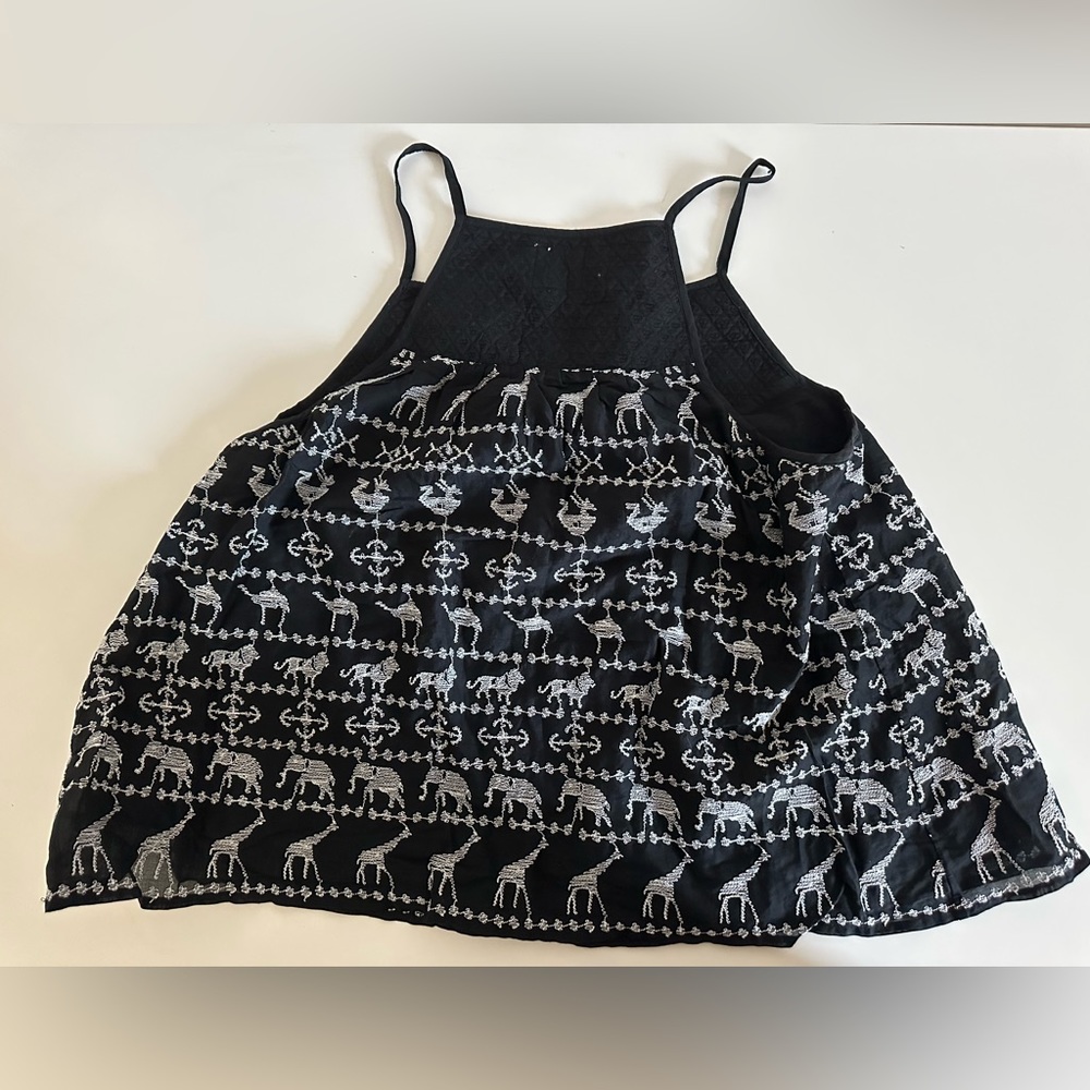 Anthropologie embroidered top, like new condition